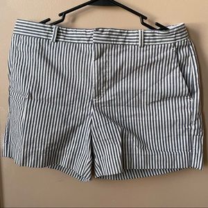 BANANA REPUBLIC SHORTS